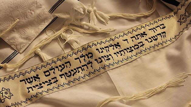 Im Museum f&uuml;r j&uuml;dische Geschichte und Kultur in Aschaffenburg erwarten dich verschiedene, j&uuml;dische "Sch&auml;tze aus Stoff".