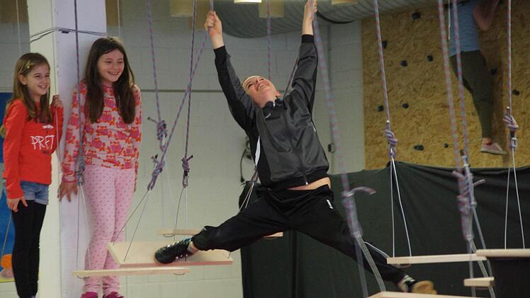 Auch die Kinder der Klasse 4b von der Oberen Schule haben ihren Spaß. Foto: Christian Meyer