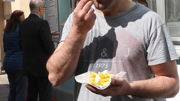 Pommes sind immer begehrt.  Foto: Robert Huger