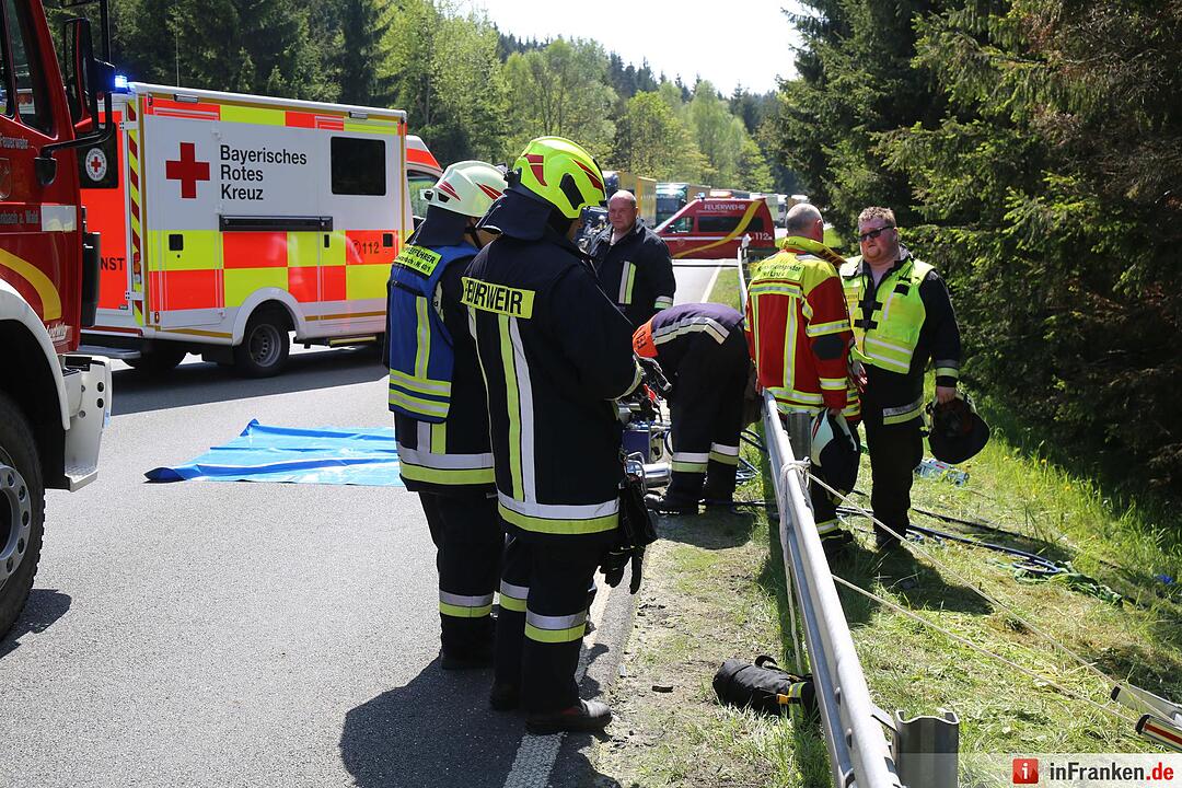Rentnerin kracht bei Schwarzenbach in Wald – eingeklemmt und schwer verletzt