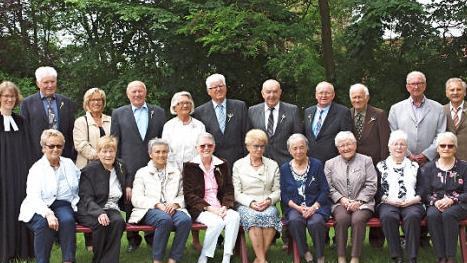 Sie gingen vor 65 Jahren zum ersten Mal zum Tisch des Herrn.