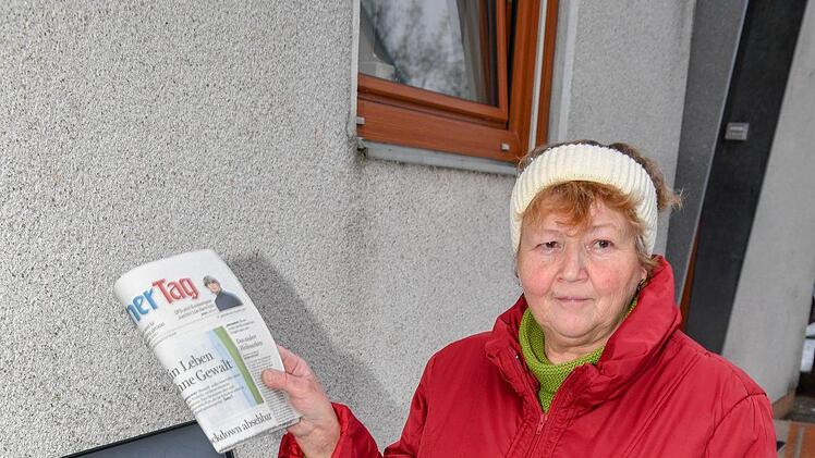 In diesem Kasten werden die Zeitungen angeliefert. Foto: Ronald  Rinklef