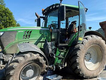 Traktor-Unfall auf der B303