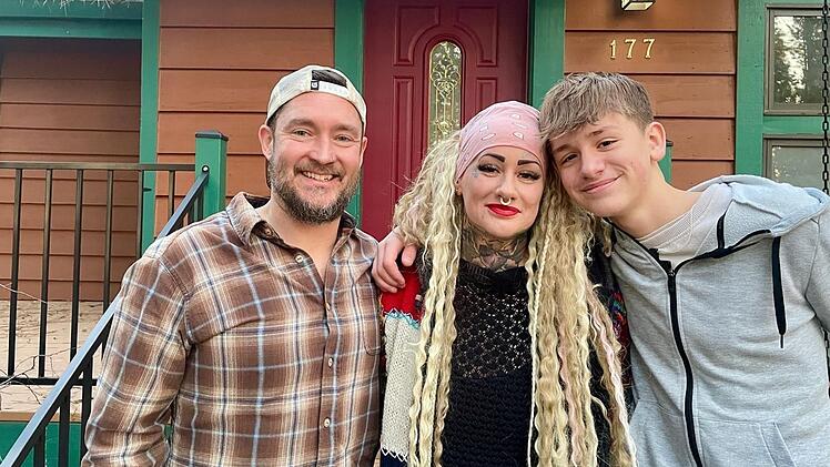 Der Schein trügt: Brad, Myriam und Gabriel haben große Probleme.