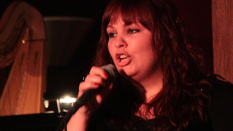 Claudia Zirnsack , Jugendleiterin beim Musikverein Buckenhofen und eine ausgezeichnete Sängerin.