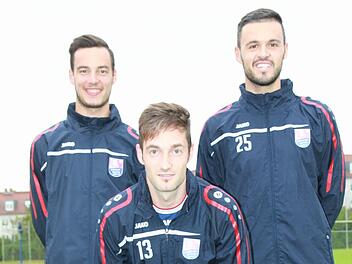 Einst beim Jahn, laufen sie nun als Spieler des FC Eintracht Bamberg erstmals wieder in Forchheim auf, v.l.: Sebastian Schäferlein, Oliver Seybold und Maximilian Göbhardt
