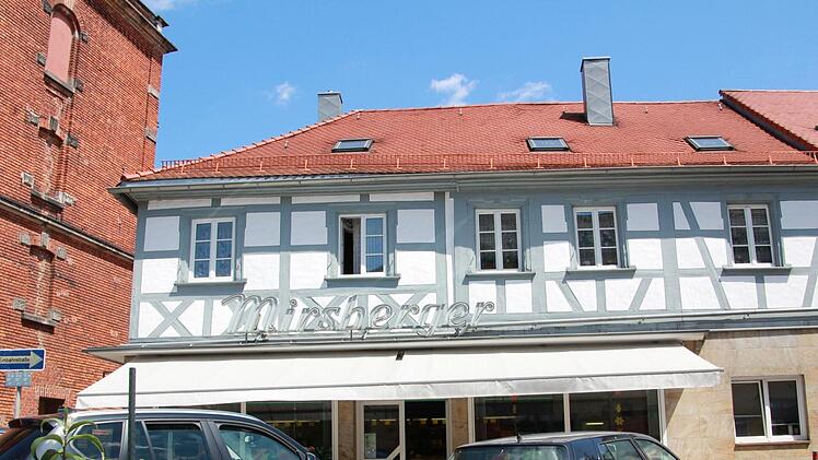 Das Anwesen Hornschuchallee  11: In diesem ehemaligen Badhaus befanden sich das Schnittwarengeschäft  und die Wohnung des Moses Moritz Zeiller. Foto: Johannes Höllein