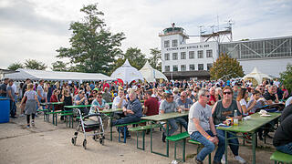 100 Jahre Flugplatz 100 Jahre Flugplatz