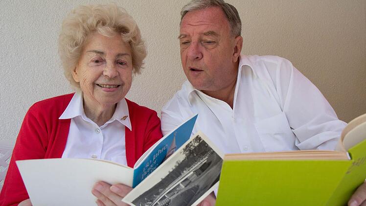 Zeitzeugin Jutta  Link und  Manfred Drescher, Vorsitzender des Bürgervereins  Bug.