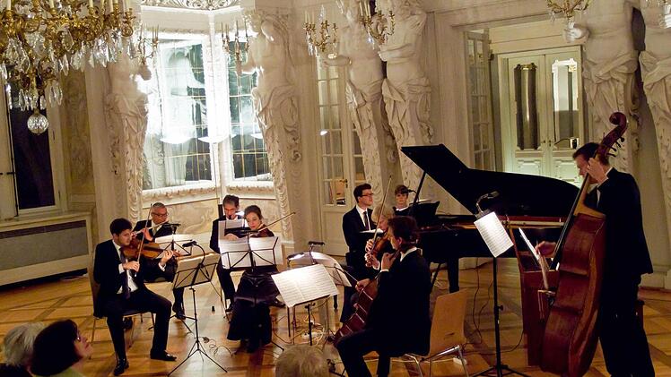 Impressionen vom Konzert im Riesensaal der Coburger EhrenburgFoto: Jochen Berger