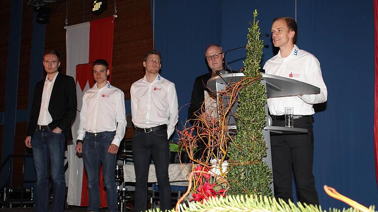 Martin Grau bedankte sich im Namen seiner Sportfreunde vom LSC Höchstadt Foto: Archiv