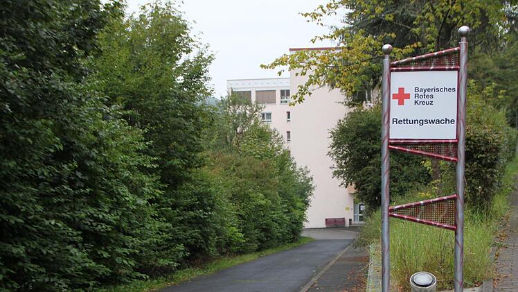 Das ehemalige Haus Waldenfels wird derzeit vom Bayerischen Roten Kreuz genutzt. Foto: Ulrike Müller