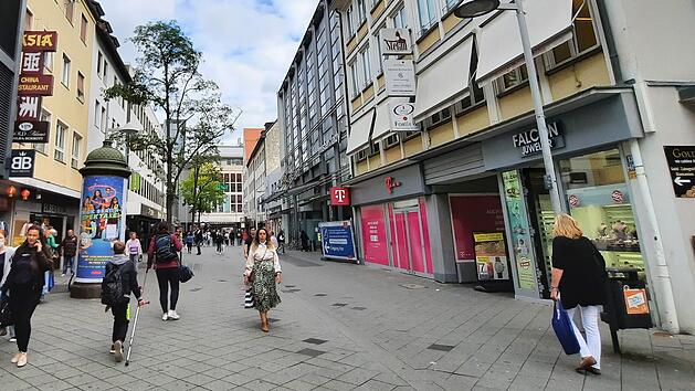 Nürnberg: Beliebte Modemarke "Scotch & Soda" meldet Insolvenz an - so steht es um die Filiale