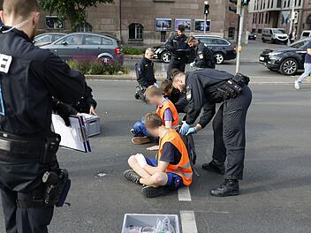 „Letzte Generation“ sorgt erneut für massives Verkehrschaos in Nürnberg
