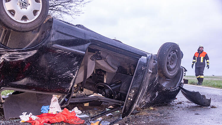 Vier Verletzte bei Unfall im Landkreis Bamberg am Sonntag (25.4.2022=