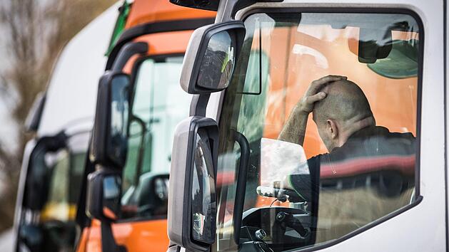 Symbolbild: Frank Rumpenhorst/dpa