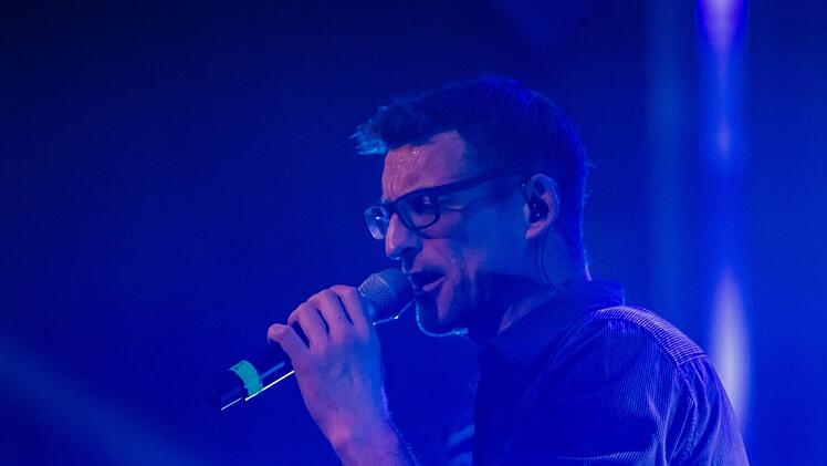 Beste Party-Stimmung herrschte im Kongresshaus bei der Show "I am from Austria".Foto Jochen Berger