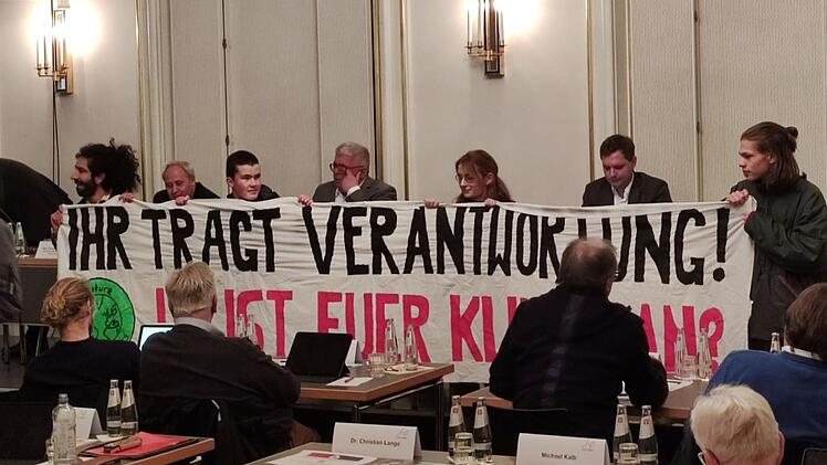 Bamberg: Fridays For Future besetzt Stadtratssitzung - "Jetzt sind wir wieder hier"