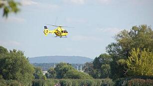 Riskantes Baden im Fluss