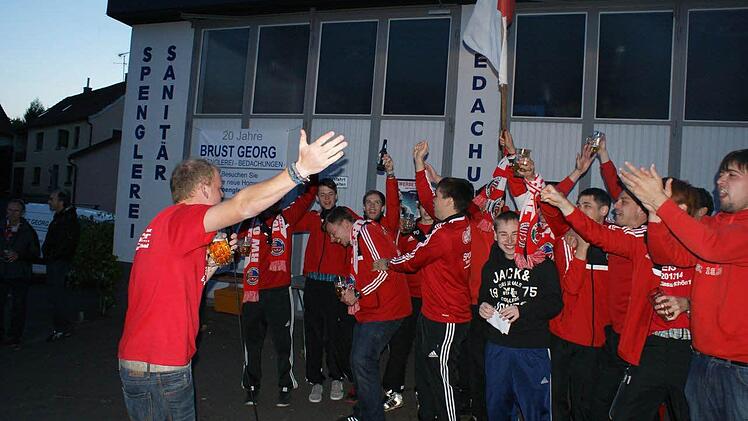 Wenn in Obererthal gefeiert wird, dann richtig. Fotos: privat