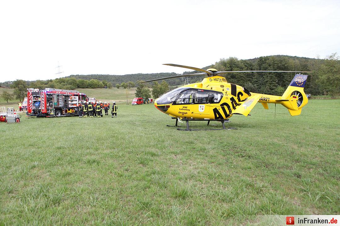 Pkw landet bei Kemmathen auf dem Dach