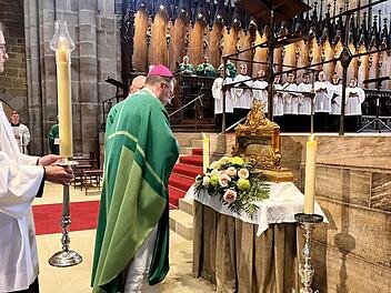 Bamberg: Erzbischof Gössl "froh und dankbar", dass Reliquie wieder in Bamberg ist Bamberg: Erzbischof Gössl "froh und dankbar", dass Reliquie wieder in Bamberg ist