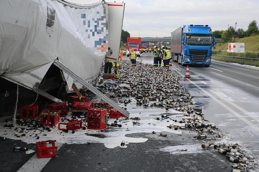 Bierflaschenchaos auf der A9