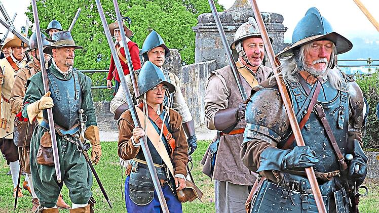 Die Hohe Bastei der Veste Coburg war erf&uuml;llt von Musketieren, Pikenieren und Artillerie. Wolfgang Desombre