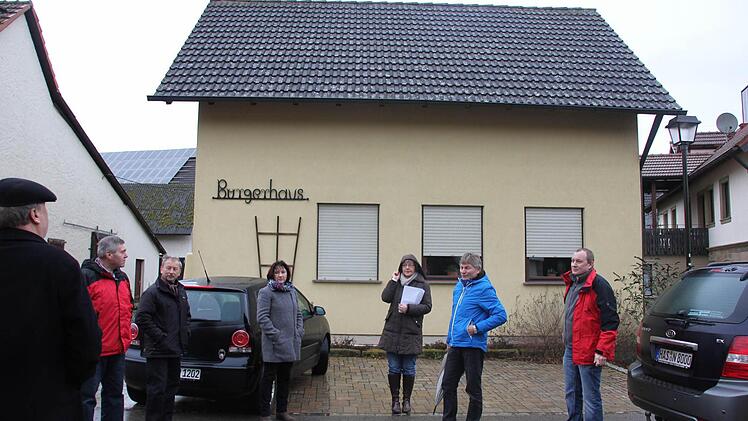 Dorthin soll eine Photovoltaikanlage - aber nur ohne Gemeindezuschuss. "Ist denn das überhaupt noch rentabel?", fragte sich Helmut Grell.