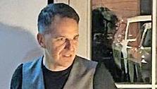 Sebastian Fickert bei seinem Vortrag in der Stadtbibliothek