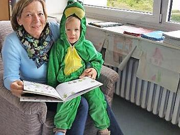 Lesepatinnen lasen klassische und moderne Märchen vor. Foto: S. Weinbeer