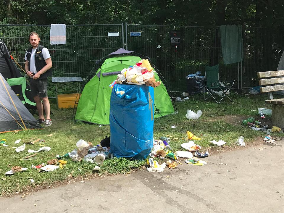 Müllchaos bei Rock im Park 2019: Besucher schmeißen auch Umweltbewusstsein weg