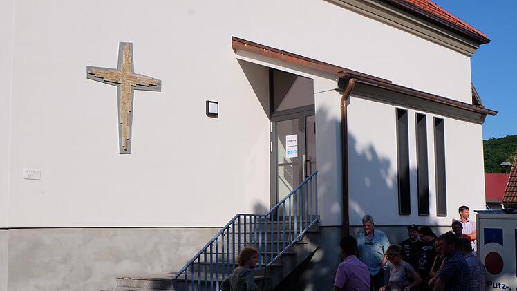 Abgeschlossen ist die Baumaßnahme "Kirche Theinfeld". Foto: Philipp Bauernschubert