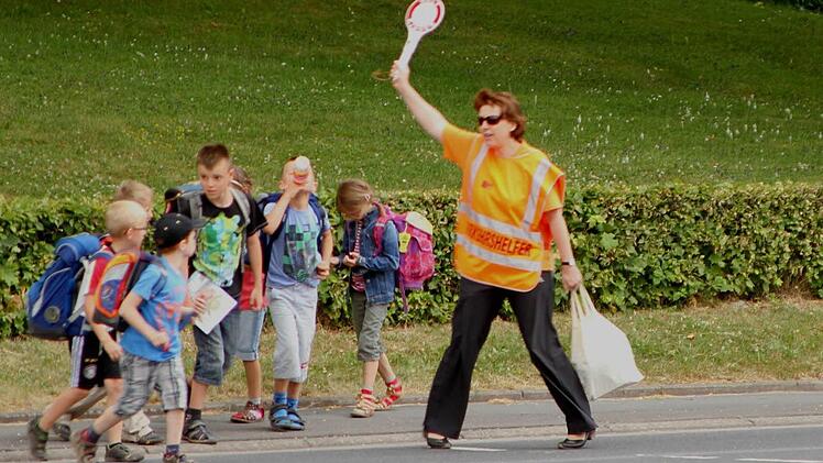 Stefanie Schneider passt auf ihre Schützlinge auf.
