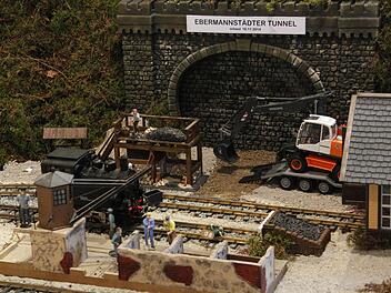 Ginge es nach dem Willen der CSU, sollten die Bauarbeiten am Tunnel unverzüglich aufgenommen werden, so wie hier bei den Forchheimer Eisenbahnfreunden in der Kaiserpfalz.  Foto: Josef Hofbauer