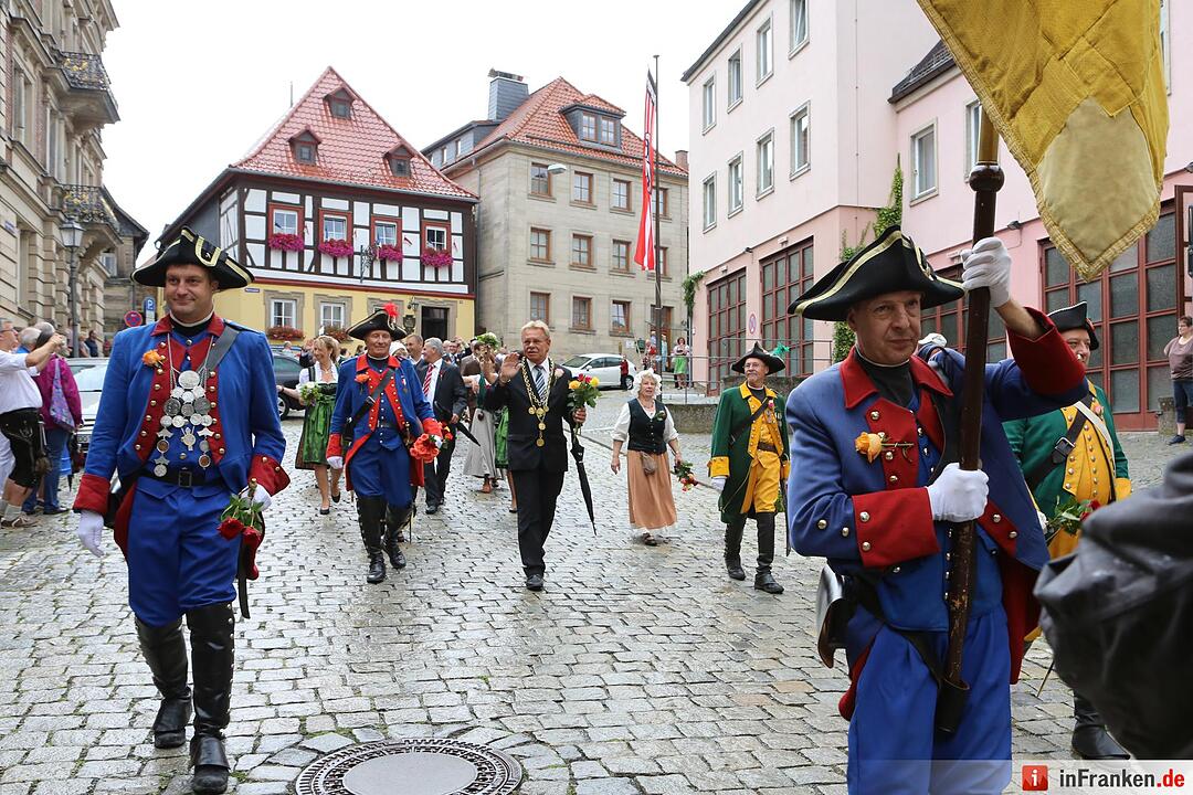 Kronacher Freischießen: Schützenauszug