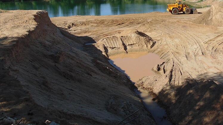Der Gemeinderat Hallerndorf lehnte Sand- und Kiesabbau bei Willersdorf erneut ab. Symbolfoto: FT