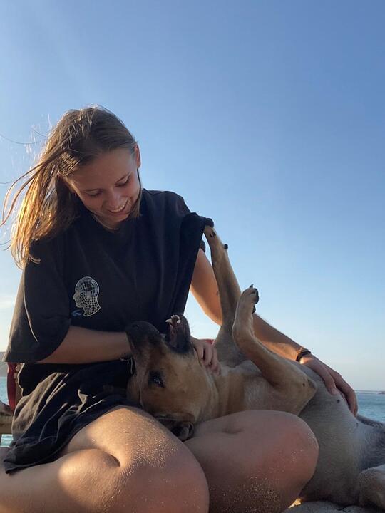 Eileen aus Franken (20) wandert aus, um Hunde zu retten - dann folgen Morddrohungen