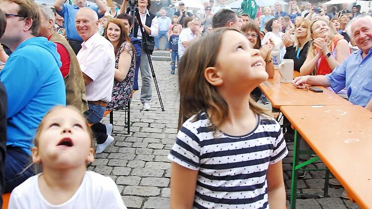 ... und schwupp, weg sind sie.  Fotos: Bernhard Panzer