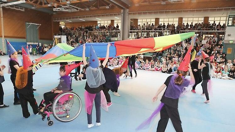 Bei der DTB-Kinderturnshow des TV 48 Coburg wurde Inklusion im Sport bereits erfolgreich umgesetzt. Nun sucht der Verein Mitstreiter für ein Projekt in Stadt und Landkreis Coburg.  Foto: Astrid Hess