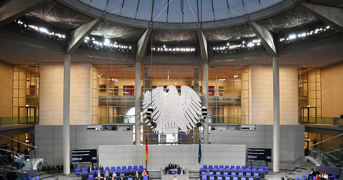 2025 federal election live: First projection - | Union clearly ahead of ...