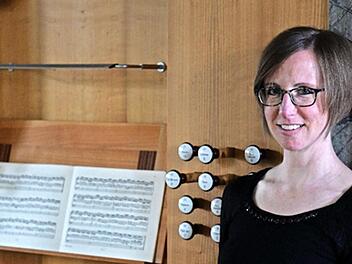Die Konzertorganistin Barbara Bachmayr spielt am Sonntag in der Christuskirche Neunkirchen.