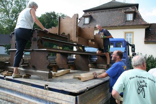 Kirchen-Ausräumaktion