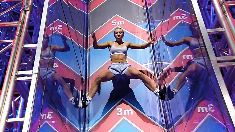 Cecilia Schmidt buzzerte als einzige Frau in beiden Halbfinals und zog souver&auml;n ins Finale ein.