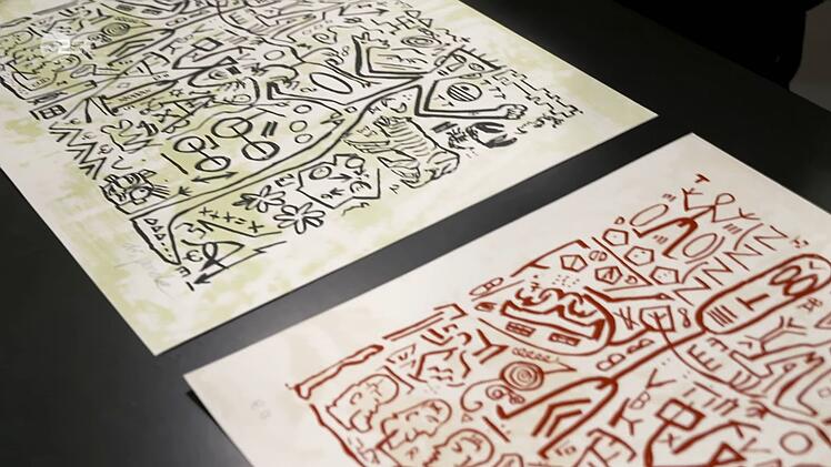 Die beiden Farbserigrafien von Albrecht Penck aus den 1990er-Jahren wurden auf 1.400 bis 1.800 Euro gesch&auml;tzt.