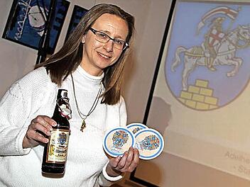 Ein Ritter ist sowohl auf dem Stadtwappen von Bad Staffelstein zu sehen als auch seit 1422 im Wappen der Brauerfamilie Rittmayer, wie Adelheid Waschka erläuterte. Foto: Gerda Völk