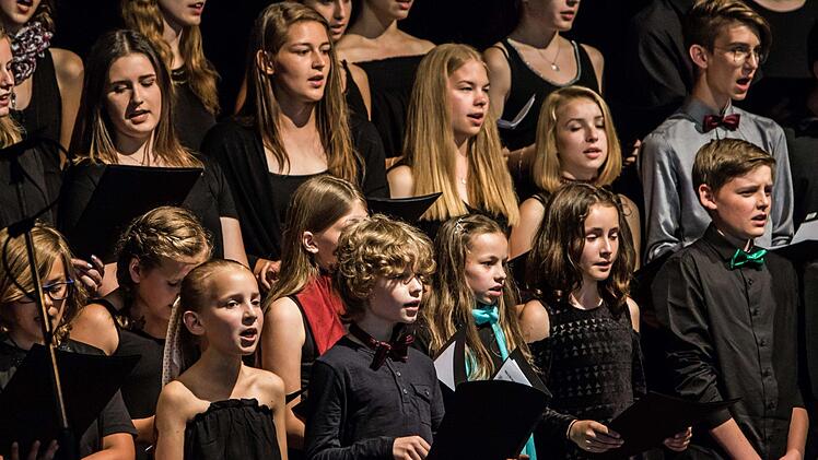 Impressionen vom Sommerkonzert des Gymnasiums Ernestinum im Coburger KongresshausFoto: Jochen Berger