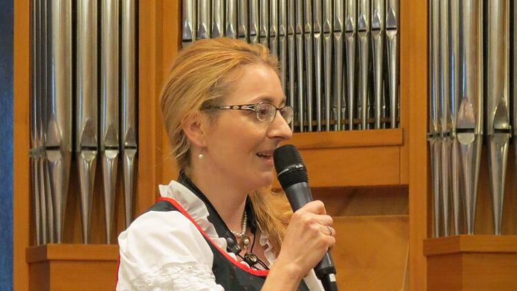 Moderatorin Kerstin Becker Doris Bauer