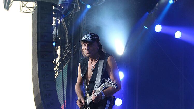 Matthias Jabs an der Gitarre. Foto: Johannes Schlereth