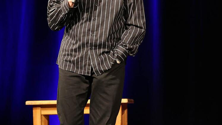 Josef Hader sorgte im ausverkauften Hegelsaal in Bamberg für satirische Unterhaltung. Foto: Matthias Hoch